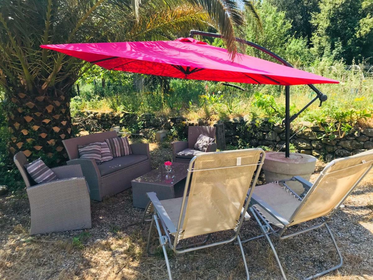 Gite U Licetu A La Campagne Oreta Ngoại thất bức ảnh
